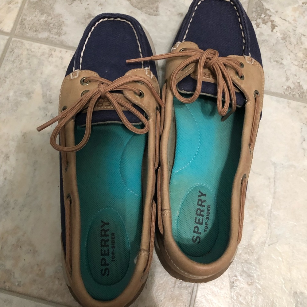 Sperry sliders
